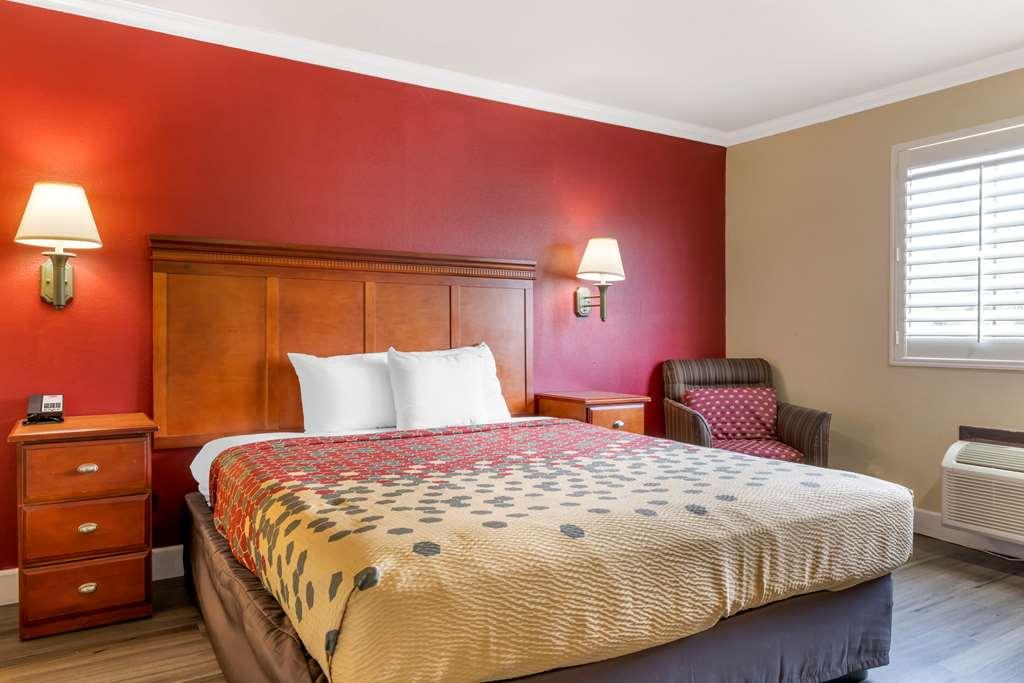 Econo Lodge Moreno Valley Pokoj fotografie